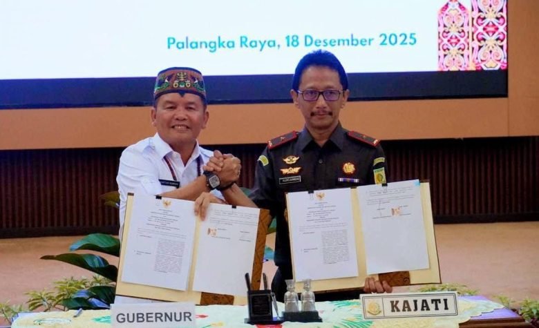 Pemprov dan Kejati Kalteng Teken MoU Perkuat Penanganan Hukum dan Pidana Kerja Sosial